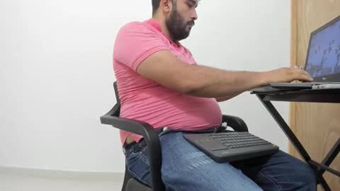 Tommy online show from 09/30/25, 01:32