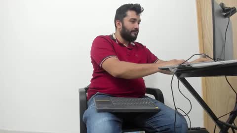 Tommy online show from 10/14/25, 05:25