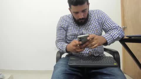 Tommy online show from 11/20/25, 08:41