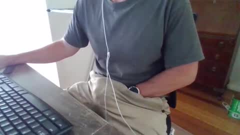 Snapshot of bigandyum9 chatting on 03/30/26, 04:13 BigandYum9 online show from 03/30/26, 04:13