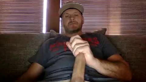 Snapshot of bigapolllo chatting on 12/21/24, 11:55 Bigapolllo online show from 12/21/24, 11:55