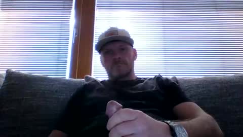 Snapshot of bigapolllo chatting on 02/19/25, 10:45 Bigapolllo online show from 02/19/25, 10:45