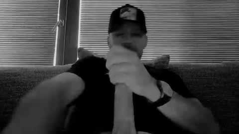 Snapshot of bigapolllo chatting on 11/12/25, 01:33 Bigapolllo online show from 11/12/25, 01:33