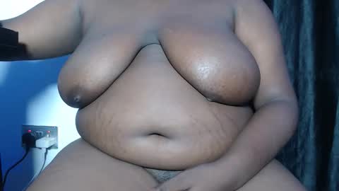 bella online show from 11/17/25, 07:19