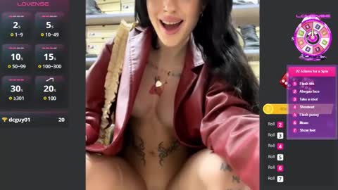 Snapshot of bigassbitch911 chatting on 12/03/24, 05:45 EvaAndersonXxX online show from 12/03/24, 05:45