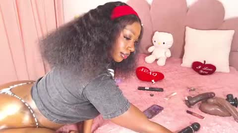 Snapshot of bigasscandy1 chatting on 06/17/26, 06:38 Candy online show from 06/17/26, 06:38