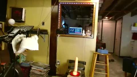 Snapshot of bigassman46 chatting on 03/24/26, 01:27 Straight Dave online show from 03/24/26, 01:27