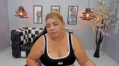 BigAssMaturee online show from 12/01/25, 11:37