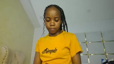 bigbaby004 online show from 11/23/25, 10:04