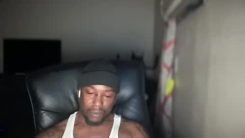 Snapshot of bigbackwoodcali chatting on 03/01/25, 01:22 bigbackwoodcali online show from 03/01/25, 01:22