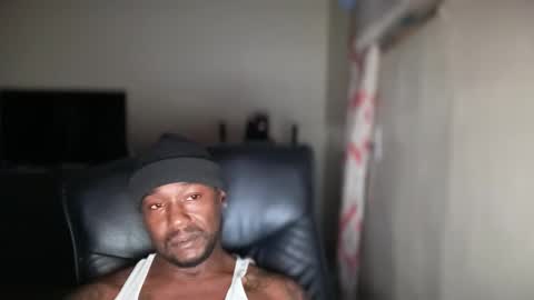 Snapshot of bigbackwoodcali chatting on 11/10/25, 08:35 bigbackwoodcali online show from 11/10/25, 08:35