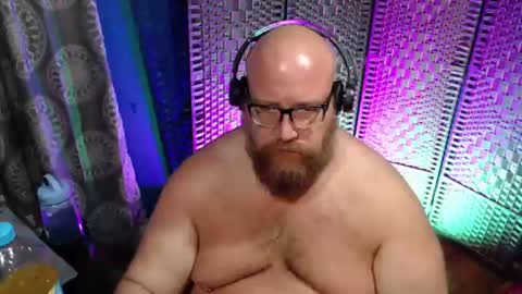 BigBear4Cuddles online show from 06/21/26, 01:30