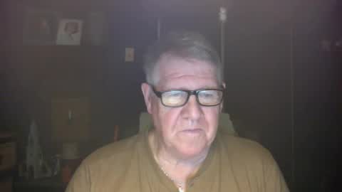 Snapshot of bigbeerdrinker1 chatting on 12/30/24, 12:31 bigbeerdrinker online show from 12/30/24, 12:31