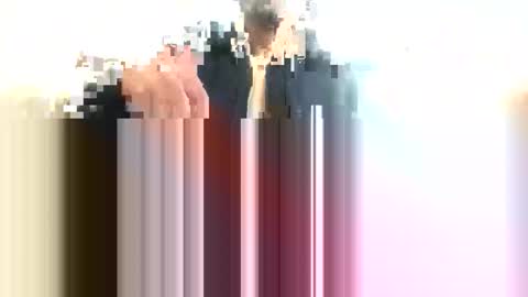 Snapshot of bigboadick chatting on 11/04/25, 01:43 bigboadick online show from 11/04/25, 01:43