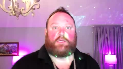 Snapshot of bigboi1o11 chatting on 09/28/25, 06:41 Bigboi1o11 online show from 09/28/25, 06:41