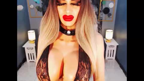 Snapshot of bigbomblhoraine chatting on 03/10/26, 06:13 Loraine Cruz online show from 03/10/26, 06:13