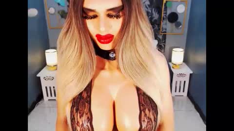 Snapshot of bigbomblhoraine chatting on 03/18/26, 06:55 Loraine Cruz online show from 03/18/26, 06:55