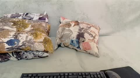 Kira online show from 04/01/26, 01:41