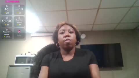 Ashley online show from 03/02/25, 10:48