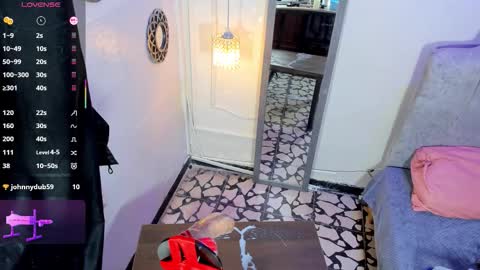 Snapshot of bigboobs_violeta chatting on 03/08/26, 08:12 VIOLETA online show from 03/08/26, 08:12