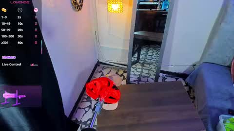 Snapshot of bigboobs_violeta chatting on 03/13/26, 08:59 VIOLETA online show from 03/13/26, 08:59