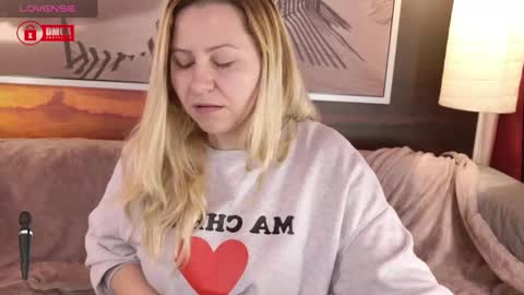 BigBoobsArri online show from 03/06/25, 09:36