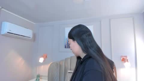   online show from 09/25/25, 10:08