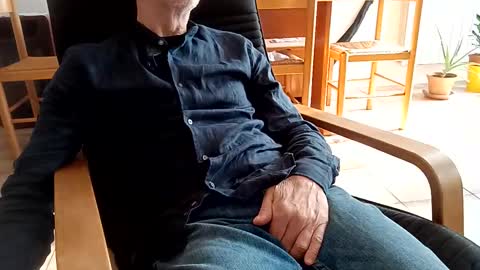 Snapshot of bigboos5633 chatting on 10/19/25, 09:43 bigboos5633 online show from 10/19/25, 09:43