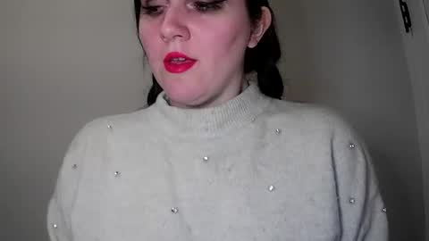 Isabella online show from 02/01/25, 03:08