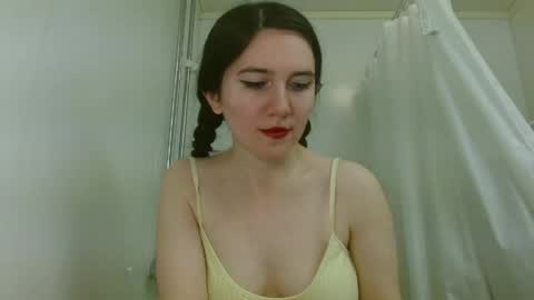 Isabella online show from 04/19/26, 06:10