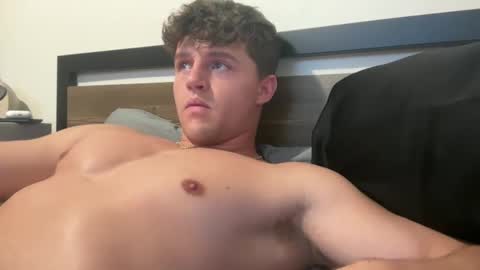 Snapshot of bigbootyburger1 chatting on 04/20/26, 08:21 bigbootyburger1 online show from 04/20/26, 08:21