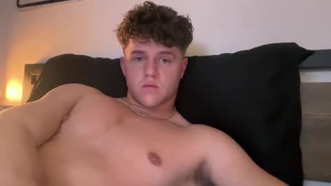 Snapshot of bigbootyburger1 chatting on 04/26/26, 09:45 bigbootyburger1 online show from 04/26/26, 09:45