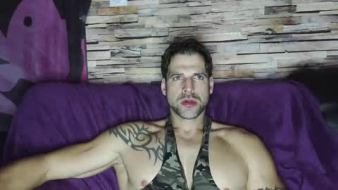 Snapshot of bigboyband chatting on 12/06/24, 09:46 Bigboyband online show from 12/06/24, 09:46