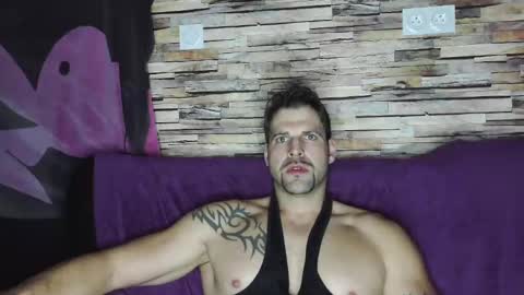 Snapshot of bigboyband chatting on 01/27/25, 07:13 Bigboyband online show from 01/27/25, 07:13