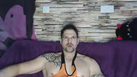 Snapshot of bigboyband chatting on 03/06/25, 05:11 Bigboyband online show from 03/06/25, 05:11