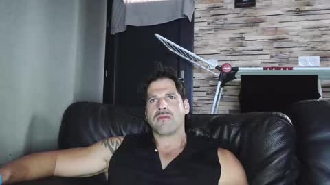 Snapshot of bigboyband chatting on 09/28/25, 04:01 Bigboyband online show from 09/28/25, 04:01