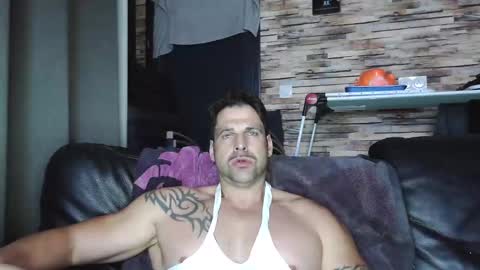 Snapshot of bigboyband chatting on 11/13/25, 07:13 Bigboyband online show from 11/13/25, 07:13