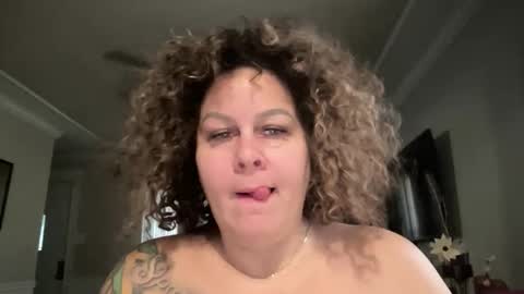 Snapshot of bigbreastsabrina chatting on 03/02/26, 03:19 BIG BREAST SABRINA online show from 03/02/26, 03:19