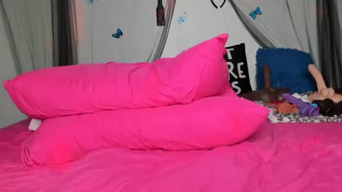 bigbuttsarena online show from 01/13/25, 02:07