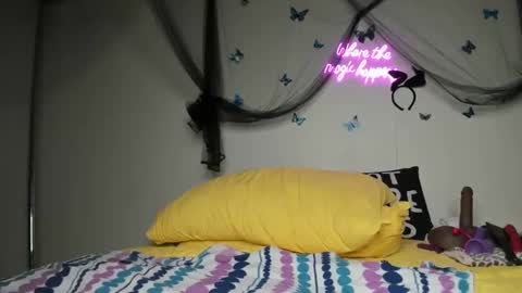 bigbuttsarena online show from 02/12/25, 01:41