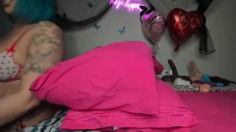 bigbuttsarena online show from 02/14/25, 10:47