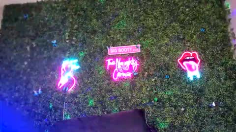 Snapshot of bigbuttsarena chatting on 03/02/26, 07:54 bigbuttsarena online show from 03/02/26, 07:54