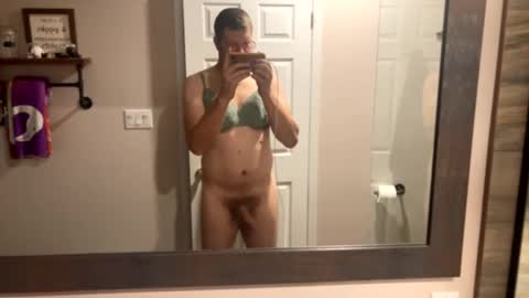 Snapshot of bigcam3cummins chatting on 12/14/24, 02:23 bigcam3cummins online show from 12/14/24, 02:23