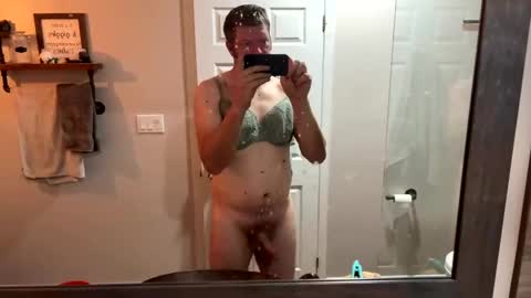 Snapshot of bigcam3cummins chatting on 01/20/25, 02:32 bigcam3cummins online show from 01/20/25, 02:32