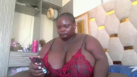 Snapshot of bigchocotities chatting on 11/03/25, 09:21 bigchocotities online show from 11/03/25, 09:21