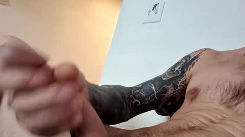 Snapshot of bigcock4u908 chatting on 12/20/25, 06:37 bigcock4u908 online show from 12/20/25, 06:37