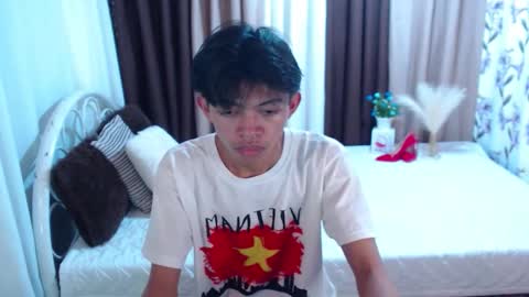 Snapshot of bigcock_kerbzz chatting on 03/21/26, 07:35 bigcock_kerbzz online show from 03/21/26, 07:35