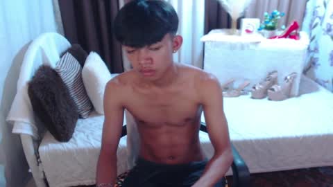 Snapshot of bigcock_kerbzz chatting on 04/06/26, 04:46 bigcock_kerbzz online show from 04/06/26, 04:46