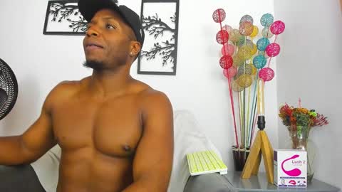 sexy muscle online show from 03/09/25, 03:22