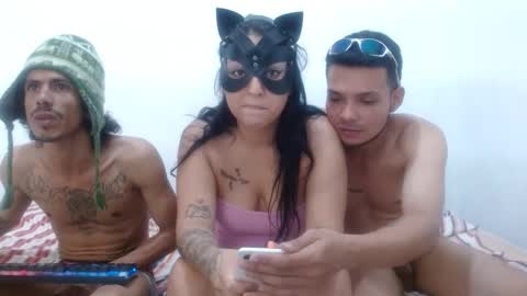 Snapshot of bigcock_white_boy chatting on 02/08/25, 05:18 bigcock_white_boy online show from 02/08/25, 05:18